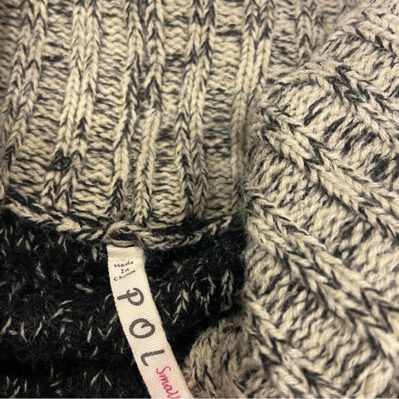 POL Cardigan Sweater size small - Picture 2 of 5